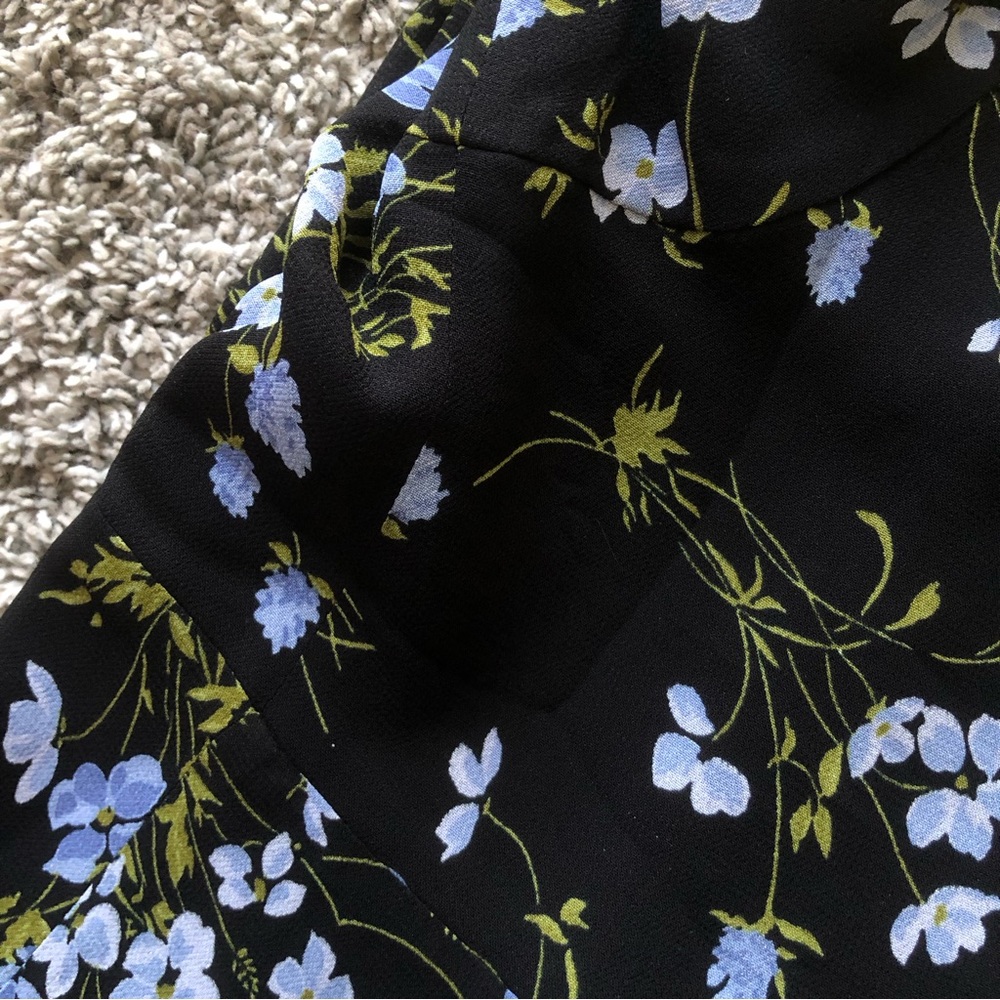 Reformation - Kourtney Black and Lilac Floral Midi Dress - Picture 7 of 9
